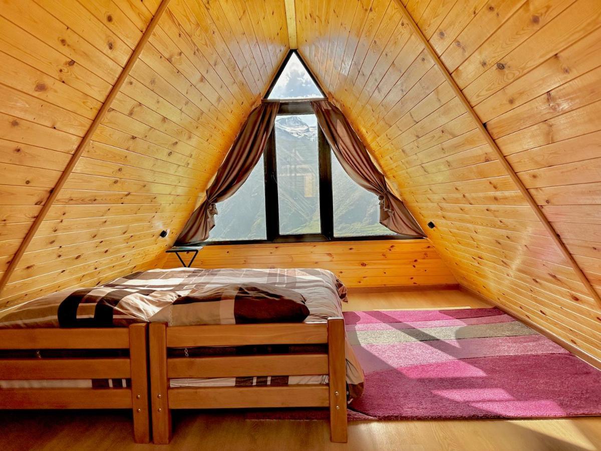 T&T cottage Kazbegi Exteriör bild
