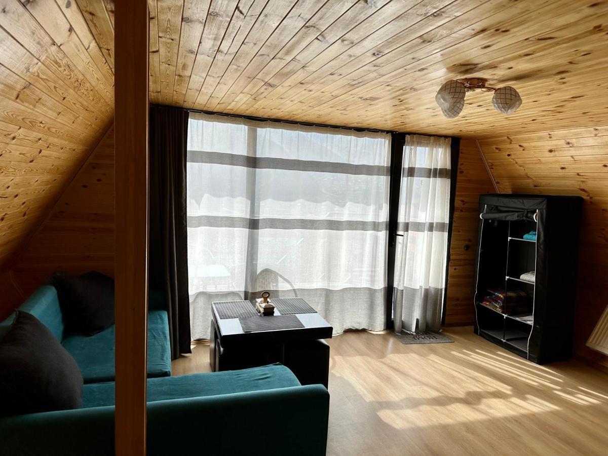 T&T cottage Kazbegi Exteriör bild