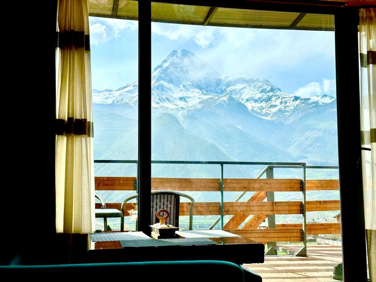 T&T cottage Kazbegi Exteriör bild